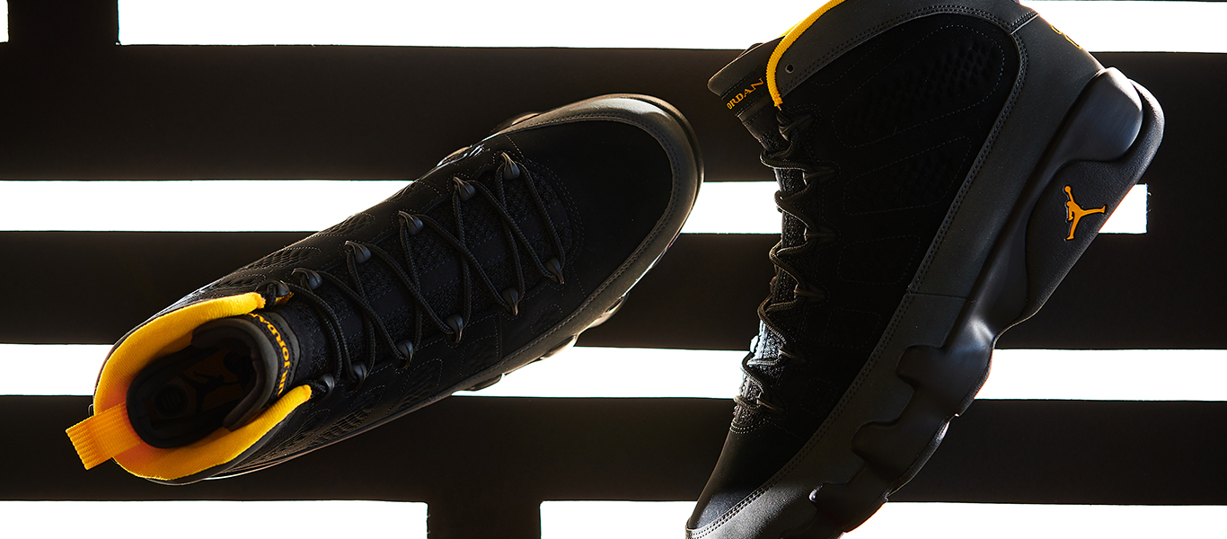 retro 9 black and gold